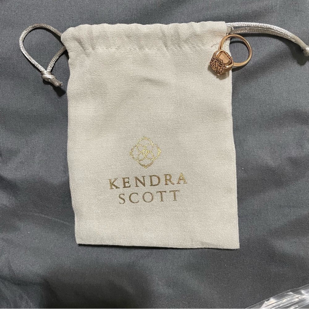 Kendra Scott Ryan Ring, Rose Gold Drusy. 💍 NWT. Size 8.